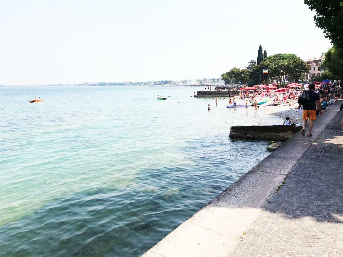 Maison Audrey Desenzano del Garda Buitenkant foto